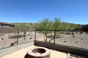 835 E Hopi Trail, Phoenix, AZ 85042 - Photo 22