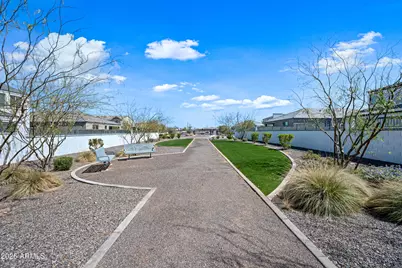4607 S 23rd Way, Phoenix, AZ 85040 - Photo 18