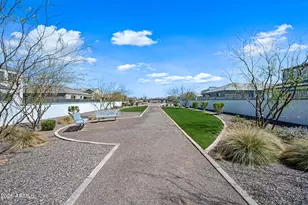 4607 S 23rd Wy, Phoenix, AZ 85040 - Photo 18