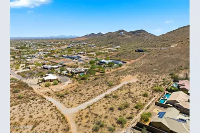 3451 W Irvine Road #-, Phoenix, AZ 85086 - Photo 10