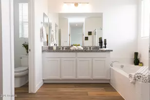 2327 E Levi Dr, Phoenix, AZ 85040 - Photo 10