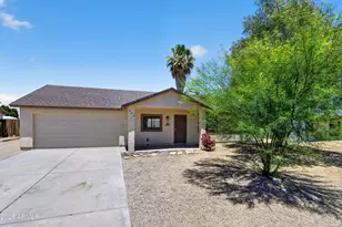 690 E Osage Ave, Apache Junction, AZ 85119 - Photo 2