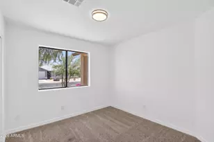 690 E Osage Ave, Apache Junction, AZ 85119 - Photo 18