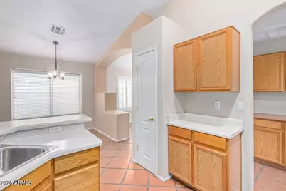 8190 W Behrend Drive, Peoria, AZ 85382 - Photo 8