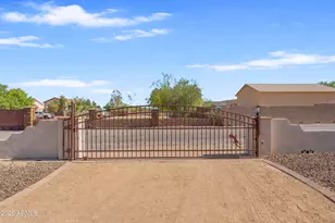 19538 W Pierson St, Litchfield Park, AZ 85340 - Photo 8