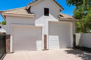 88 E Toledo Ct, Gilbert, AZ 85295 - Photo 96