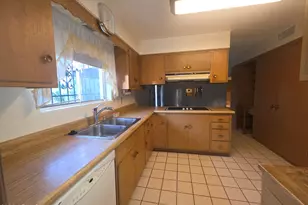 342 W Diana Ave, Phoenix, AZ 85021 - Photo 8