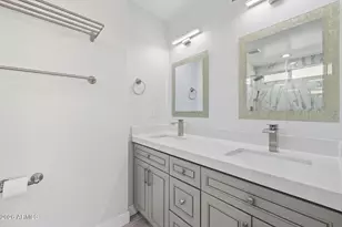 644 W Garnet Ave, Mesa, AZ 85210 - Photo 12