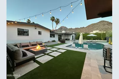 2219 E Palmaire Avenue, Phoenix, AZ 85020 - Photo 2