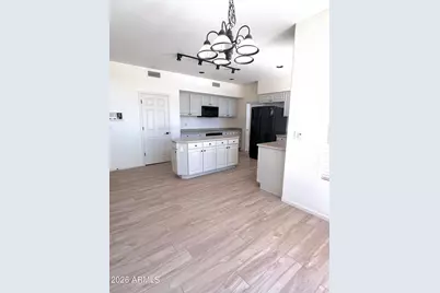 1601 E Glenhaven Drive, Phoenix, AZ 85048 - Photo 2
