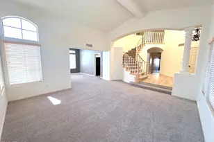 1601 E Glenhaven Dr, Phoenix, AZ 85048 - Photo 8