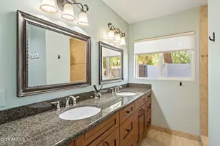 2054 E Rancho Dr, Phoenix, AZ 85016 - Photo 32