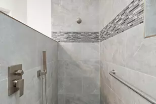 7611 E Pasadena Ave, Scottsdale, AZ 85250 - Photo 16