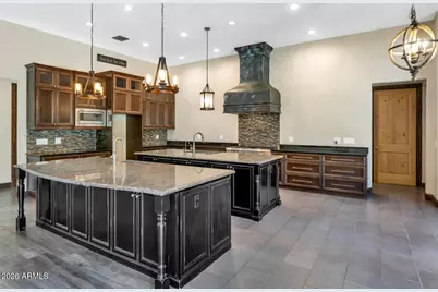 5757 W Sand Court, San Tan Valley, AZ 85144 - Photo 16