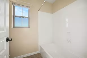 2024 W Bonanza Ln, Phoenix, AZ 85085 - Photo 32
