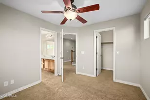 2024 W Bonanza Ln, Phoenix, AZ 85085 - Photo 28