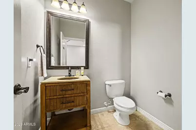 2024 W Bonanza Lane, Phoenix, AZ 85085 - Photo 12