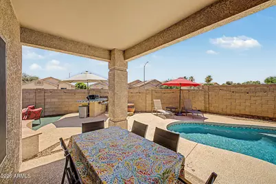 8713 W Lisbon Lane, Peoria, AZ 85381 - Photo 32