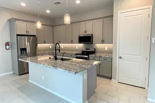 901 S Smith Rd, Tempe, AZ 85281 - Photo 2