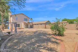 3415 E Menadota Dr, Phoenix, AZ 85050 - Photo 30