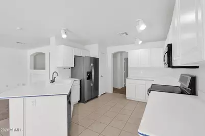 3415 E Menadota Drive, Phoenix, AZ 85050 - Photo 14