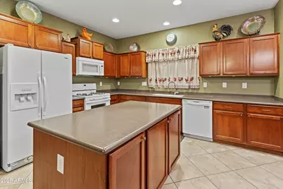26169 W Potter Drive, Buckeye, AZ 85396 - Photo 8