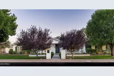 5201 E Weldon Avenue, Phoenix, AZ 85018 - Photo 2