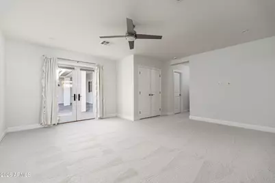 5201 E Weldon Avenue, Phoenix, AZ 85018 - Photo 30