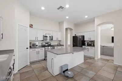 13041 W Estero Lane, Litchfield Park, AZ 85340 - Photo 8