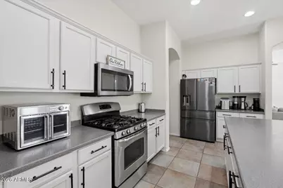 13041 W Estero Lane, Litchfield Park, AZ 85340 - Photo 10