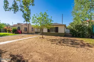 1118 W Lynwood St, Phoenix, AZ 85007 - Photo 2