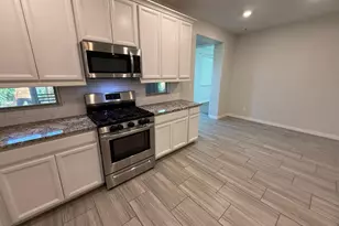 327 W Tamarack Dr, San Tan Valley, AZ 85140 - Photo 4
