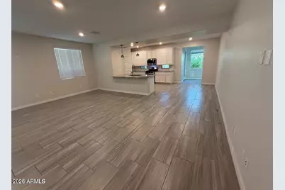 327 W Tamarack Drive, San Tan Valley, AZ 85140 - Photo 2
