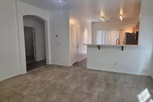 874 E Stottler Dr, Gilbert, AZ 85296 - Photo 2