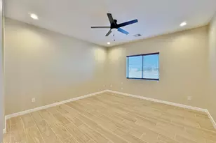 8314 W Plum Hollow Dr, Arizona City, AZ 85123 - Photo 14