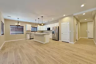 8314 W Plum Hollow Dr, Arizona City, AZ 85123 - Photo 6