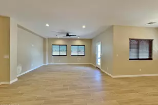 8314 W Plum Hollow Dr, Arizona City, AZ 85123 - Photo 4