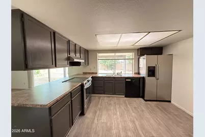 1016 W Nido Avenue, Mesa, AZ 85210 - Photo 8