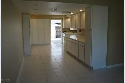 6523 S La Corta Drive, Tempe, AZ 85283 - Photo 10