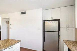 6936 E 4th St, Scottsdale, AZ 85251 - Photo 12