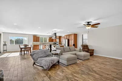 5774 S Seton Avenue, Gilbert, AZ 85298 - Photo 10