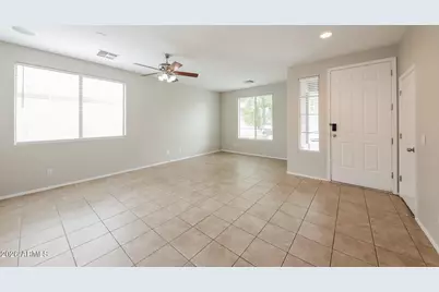 26910 N 84th Lane, Peoria, AZ 85383 - Photo 4
