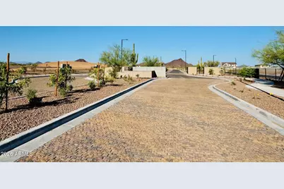 27016 N 162nd Drive, Surprise, AZ 85387 - Photo 16