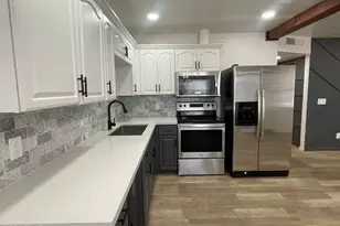 423 S Terry Ln, Tempe, AZ 85281 - Photo 8