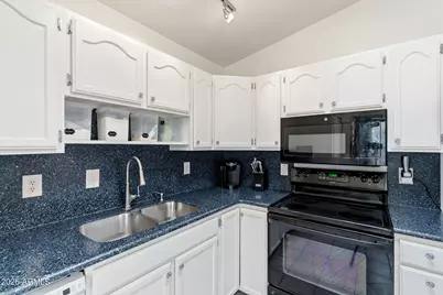 5247 Desert Shadows Drive, Sierra Vista, AZ 85635 - Photo 16
