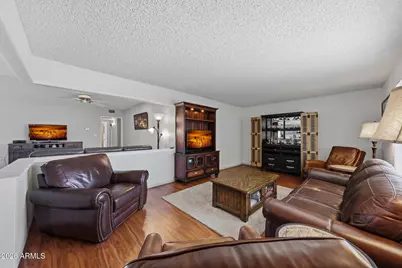 10714 W Saratoga Circle, Sun City, AZ 85351 - Photo 14