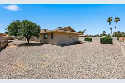10714 W Saratoga Circle, Sun City, AZ 85351 - Photo 56