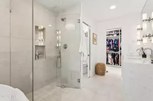511 E Orange Dr, Phoenix, AZ 85012 - Photo 22