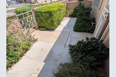 10311 W Prairie Hills Circle, Sun City, AZ 85351 - Photo 4