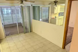 10311 W Prairie Hills Cir, Sun City, AZ 85351 - Photo 8